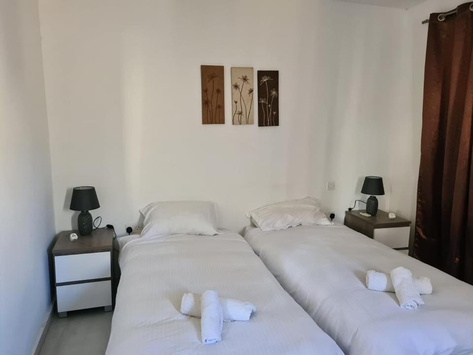 St Julians Central 2 Bedroom Apartment St. Julian's Exterior foto